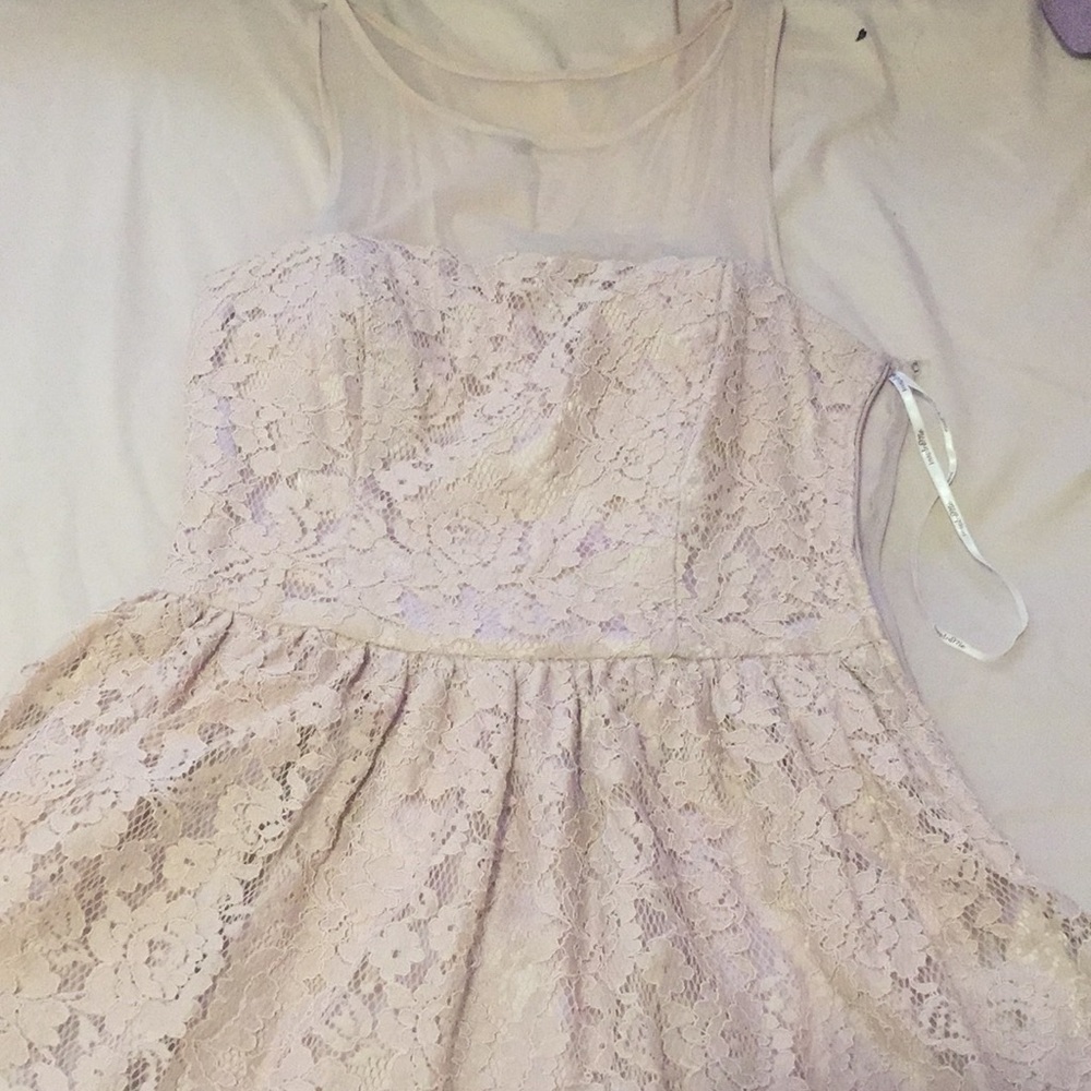 Dress - Picture 2 of 3